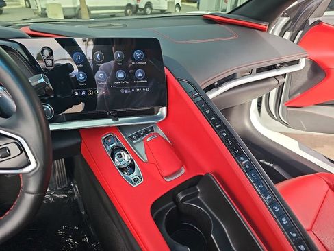 Used 2021 Chevrolet Corvette Stingray Preferred Cpe w/ Z51 Performance Package RWD image 20