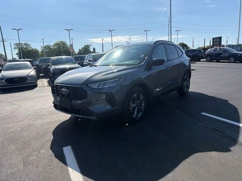 Used 2025 Ford Escape ST-Line FWD image 21
