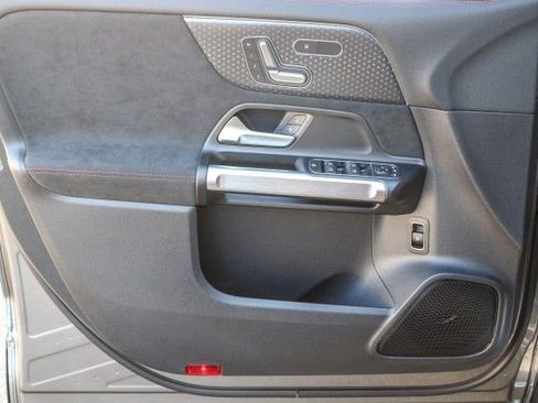 New 2025 Mercedes-Benz EQB 300 300 image 23