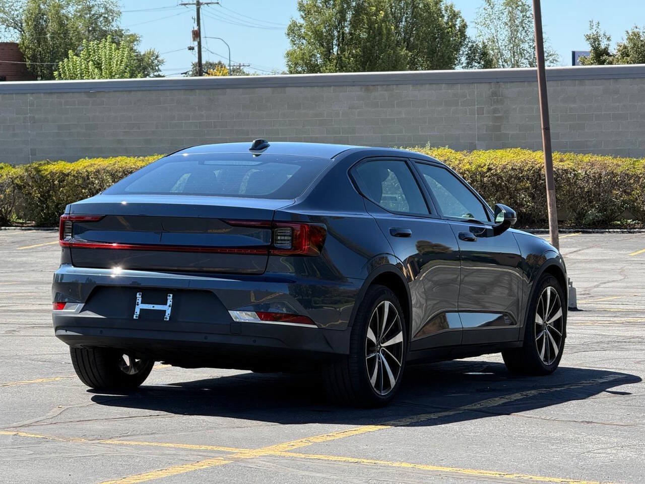 Used 2022 Polestar Polestar 2 w/ Pilot Package AWD/4WD image 5