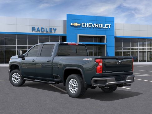 New 2026 Chevrolet Silverado 2500 LT AWD/4WD image 3
