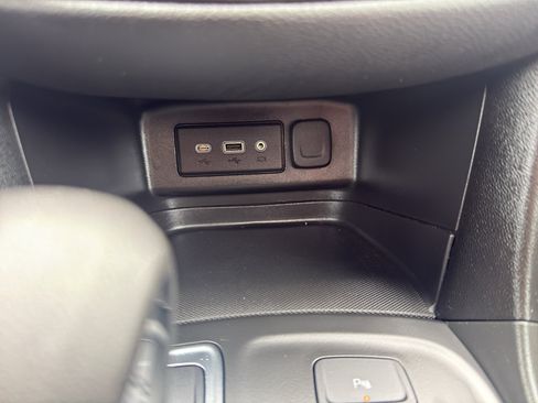 Used 2023 Chevrolet Equinox LT image 20