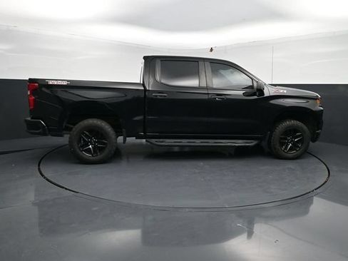 Used 2021 Chevrolet Silverado 1500 Custom Trail Boss w/ Midnight Edition AWD/4WD image 11