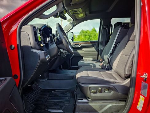 New 2026 GMC Sierra 3500 SLE w/ SLE Value Package AWD/4WD image 14