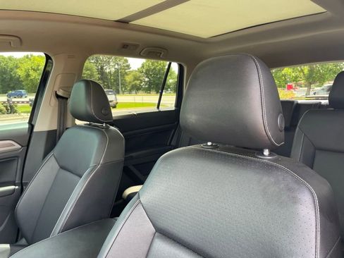 Used 2021 Volkswagen Atlas SEL FWD image 23
