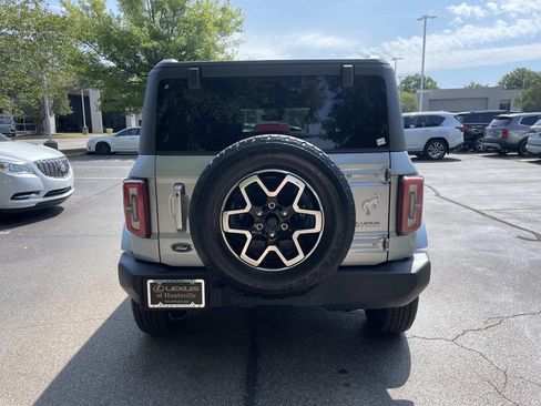 Used 2022 Ford Bronco Outer Banks AWD/4WD image 3