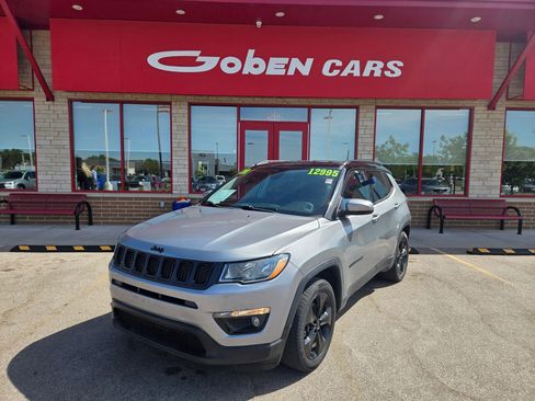 Used 2020 Jeep Compass Latitude FWD image 1