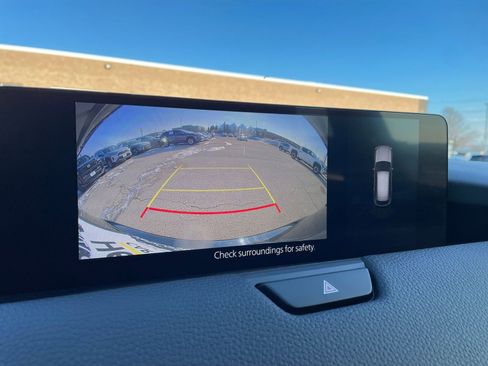 Used 2025 MAZDA CX-90 3.3 Turbo w/ Preferred Package image 17