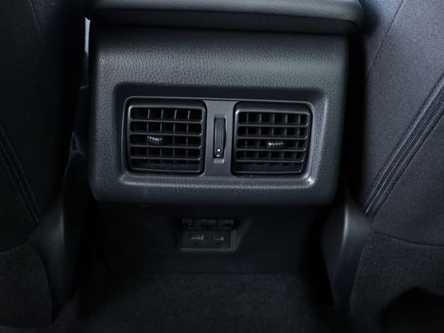 Used 2025 Toyota Camry LE image 24