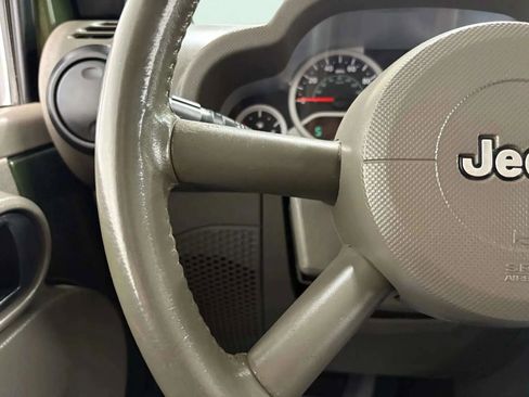 Used 2007 Jeep Wrangler Unlimited Sahara w/ Trailer Tow Group image 27