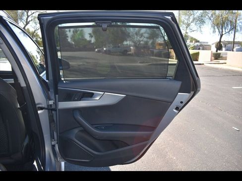 Used 2018 Audi A4 2.0T allroad Premium Plus image 28