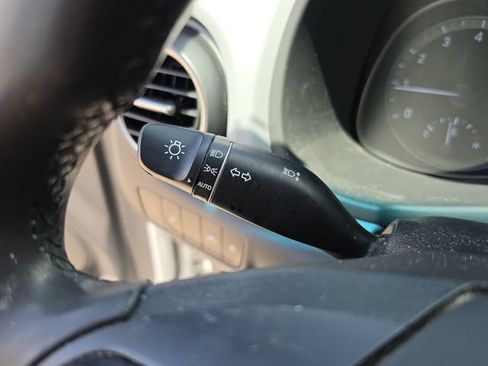 Used 2020 Hyundai Kona SEL FWD image 19