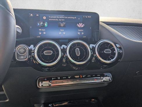 Used 2025 Mercedes-Benz GLA 250 image 14