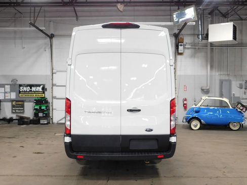 Used 2022 Ford Transit 250 148 High Roof Extended AWD image 7