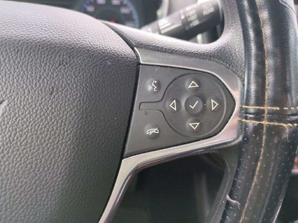 Used 2020 Chevrolet Traverse LS FWD image 30