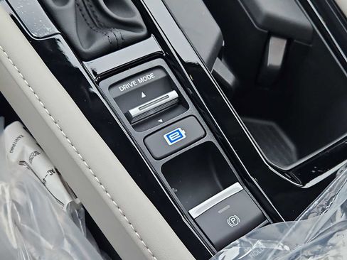 New 2025 Honda Accord Touring image 16