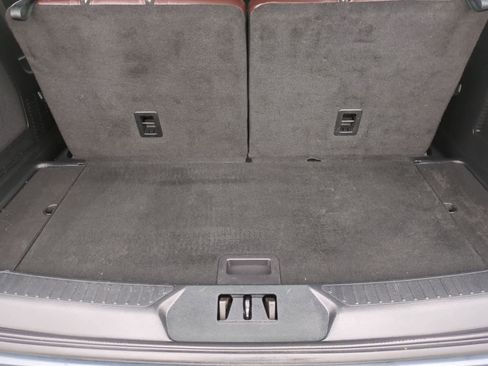 Used 2023 Ford Explorer Platinum w/ Technology Package image 36