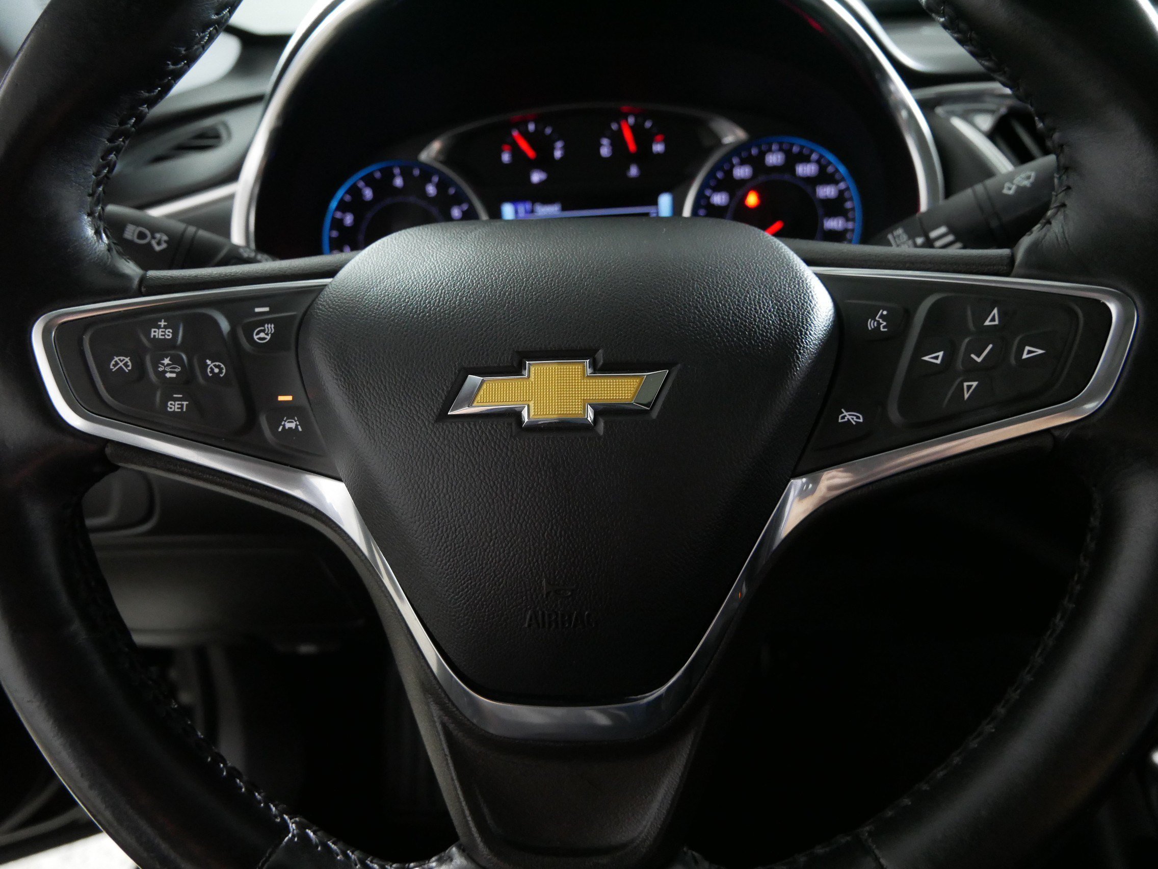 Used 2017 Chevrolet Malibu Premier w/ Premier Sun and Wheel Package FWD image 25