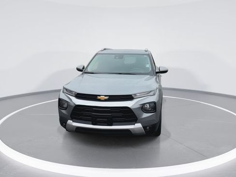 Used 2023 Chevrolet TrailBlazer LT w/ Convenience Package FWD image 4