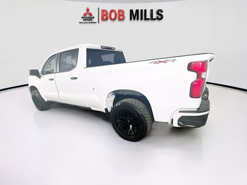 Used 2022 Chevrolet Silverado 1500 Custom image 5