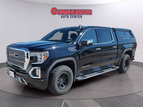 Used 2020 GMC Sierra 1500 Denali w/ Technology Package AWD/4WD image 3