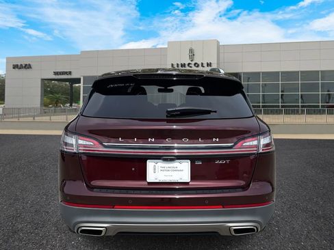 Used 2019 Lincoln Nautilus Select image 4