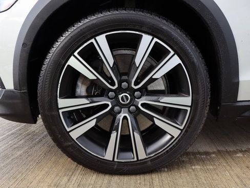 Used 2021 Volvo V60 T5 Cross Country w/ Climate Package image 26