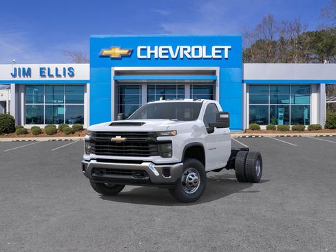 New 2025 Chevrolet Silverado 3500 W/T w/ WT Convenience Package image 30