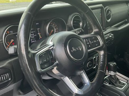 Used 2020 Jeep Gladiator Overland AWD/4WD image 27