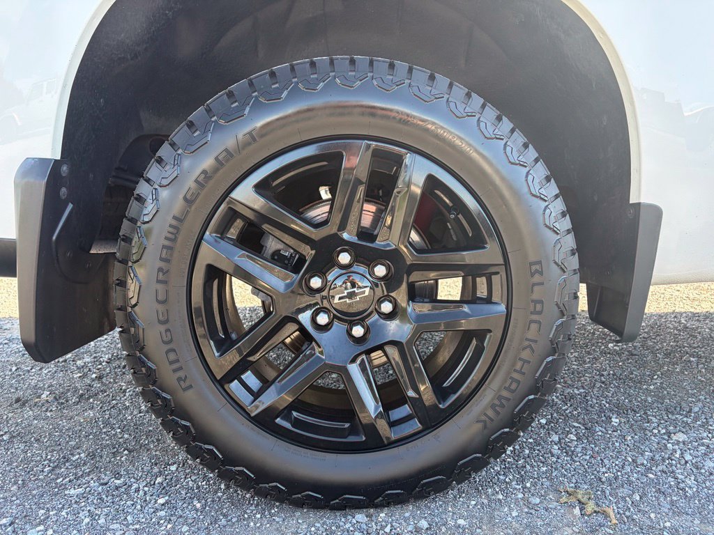 Used 2023 Chevrolet Silverado 1500 RST AWD/4WD image 19