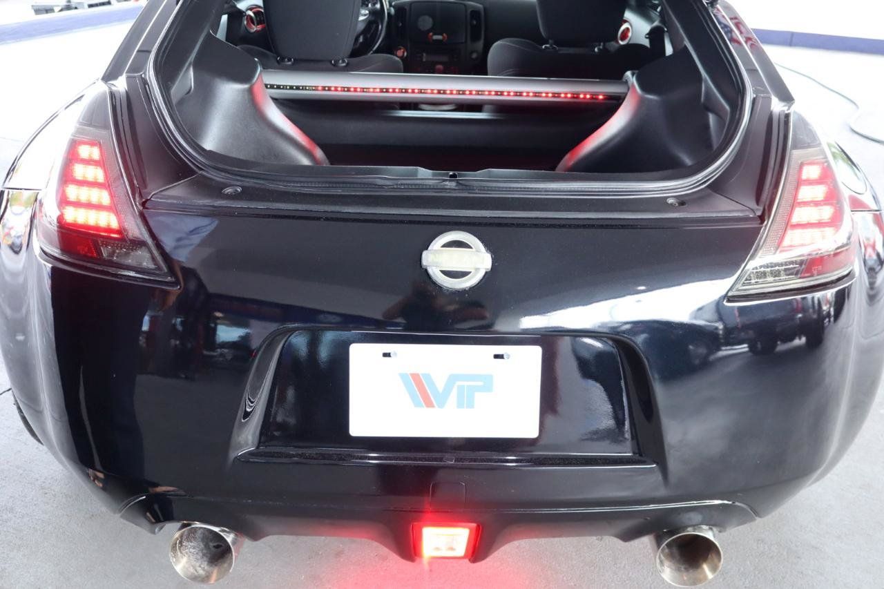Used 2015 Nissan 370Z Coupe RWD image 34