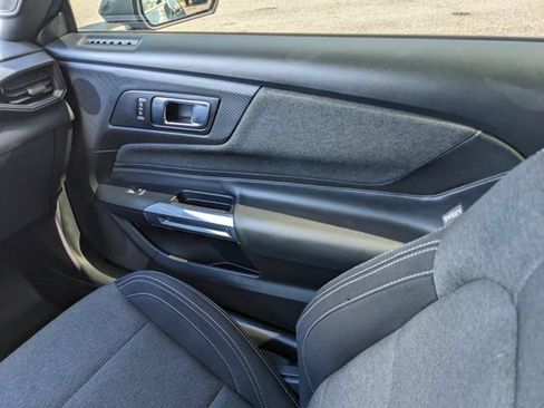 Used 2024 Ford Mustang Coupe RWD image 17
