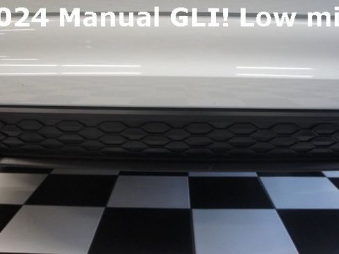 Used 2024 Volkswagen Jetta GLI 40th Anniversary Edition image 68