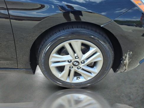 Used 2020 Hyundai Elantra Value Edition FWD image 10