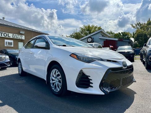 Used 2019 Toyota Corolla LE image 8