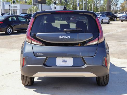 Used 2025 Kia Soul LX w/ LX Technology Package image 18