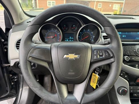 Used 2012 Chevrolet Cruze LS w/ Connectivity Package FWD image 12
