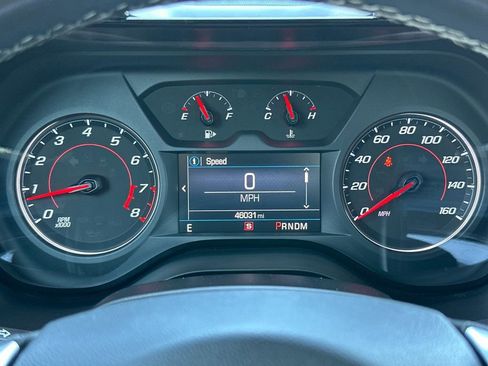 Used 2019 Chevrolet Camaro LT RWD image 22