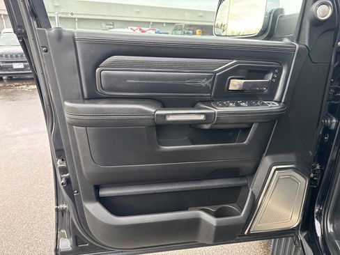 Used 2019 RAM 2500 Limited image 21