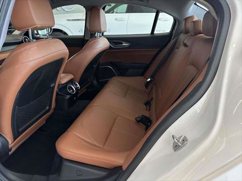 Used 2019 Alfa Romeo Giulia Ti image 14