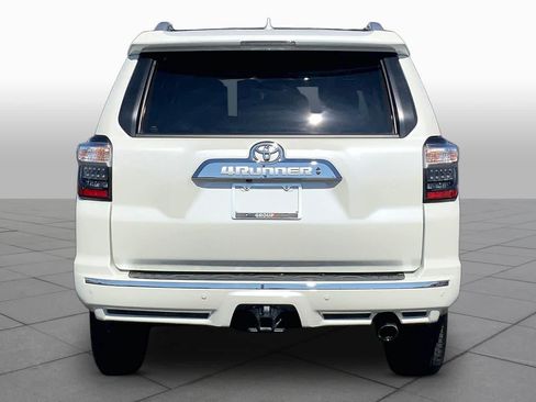 Used 2022 Toyota 4Runner Limited AWD/4WD image 5