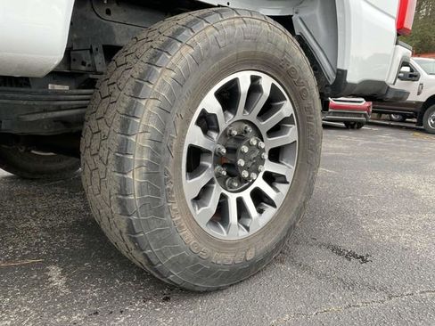 Certified 2023 Ford F250 Lariat image 11