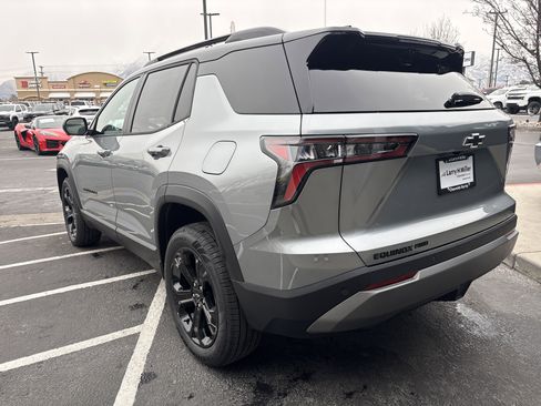 New 2026 Chevrolet Equinox LT w/ Convenience Package II image 3