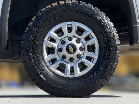 Used 2020 Chevrolet Silverado 2500 LT w/ All Star Edition image 20