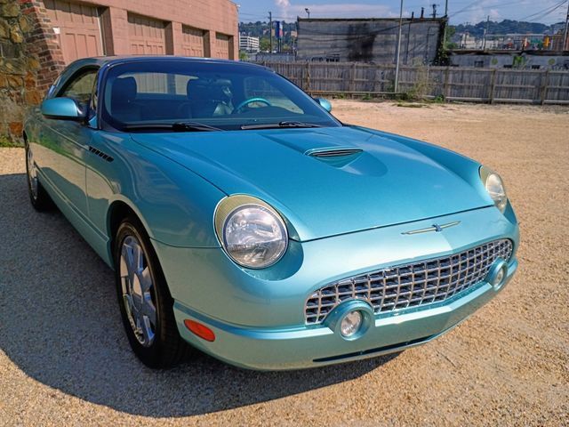 Used 2002 Ford Thunderbird RWD image 2