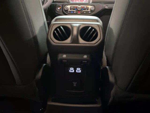 Used 2023 Jeep Wrangler Unlimited Rubicon 4xe AWD/4WD image 66