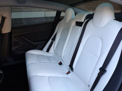 Used 2023 Tesla Model 3 Standard Range image 21