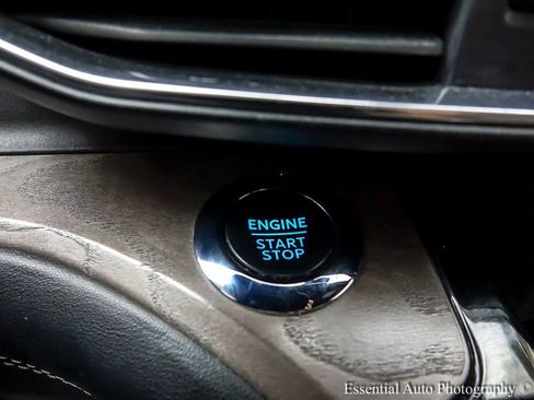 Used 2022 Ford Explorer Platinum w/ Equipment Group 601A image 13