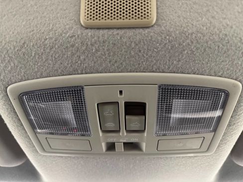 Used 2011 MAZDA MAZDA3 i Touring image 35