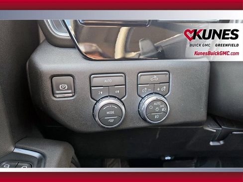 New 2026 GMC Sierra 1500 Elevation w/ Preferred Package AWD/4WD image 17